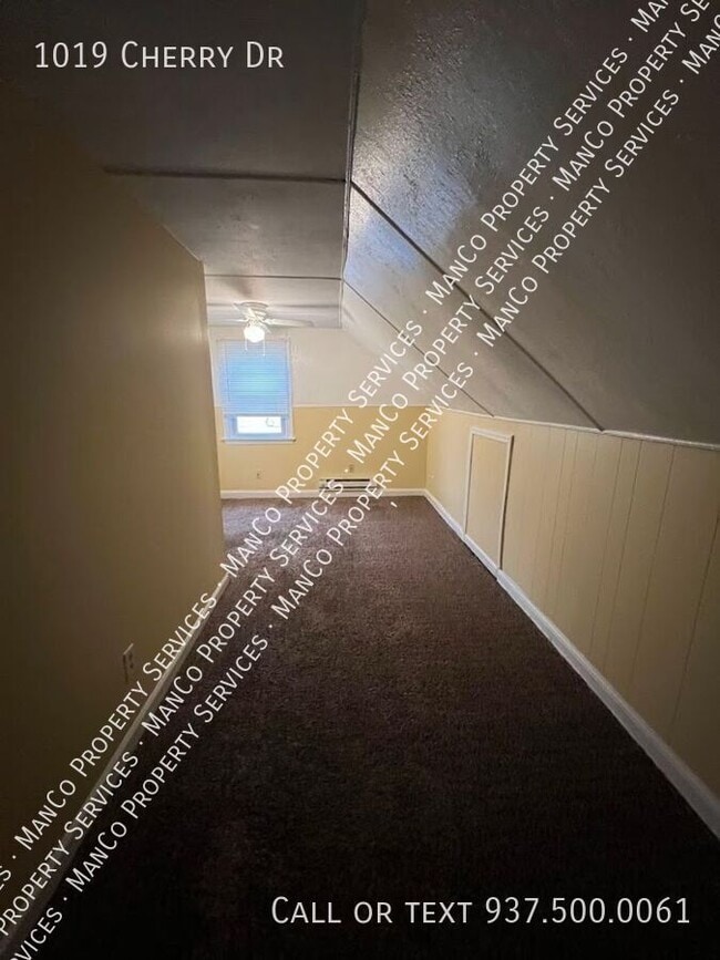 Building Photo - 1019 Cherry Dr