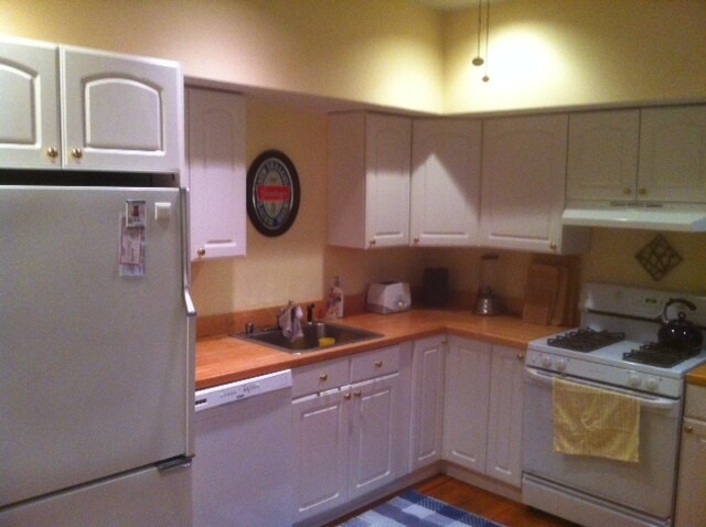 Foto del edificio - 2016 E Baltimore St