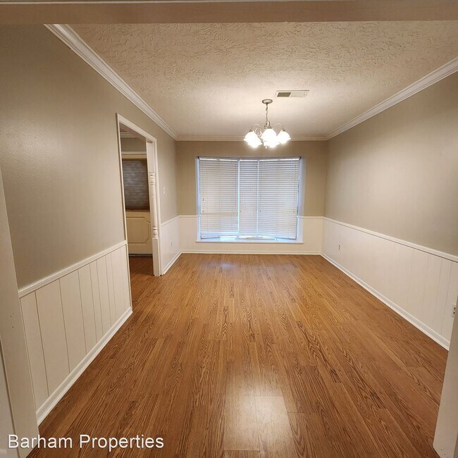 Building Photo - 3 br, 2 bath House - 3123 Swann Dr.