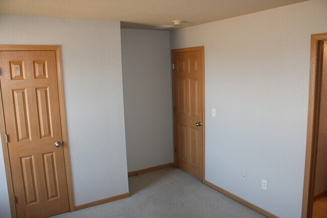 Foto del edificio - Townhome in Crystal Ridge