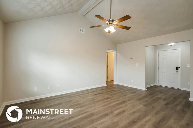 Foto del edificio - 10830 Dorton Dr