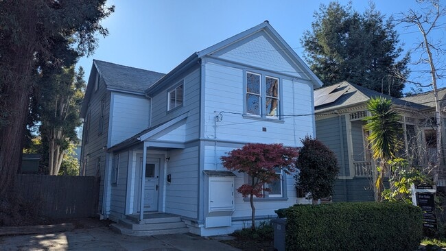 Foto del edificio - 816 Addison St