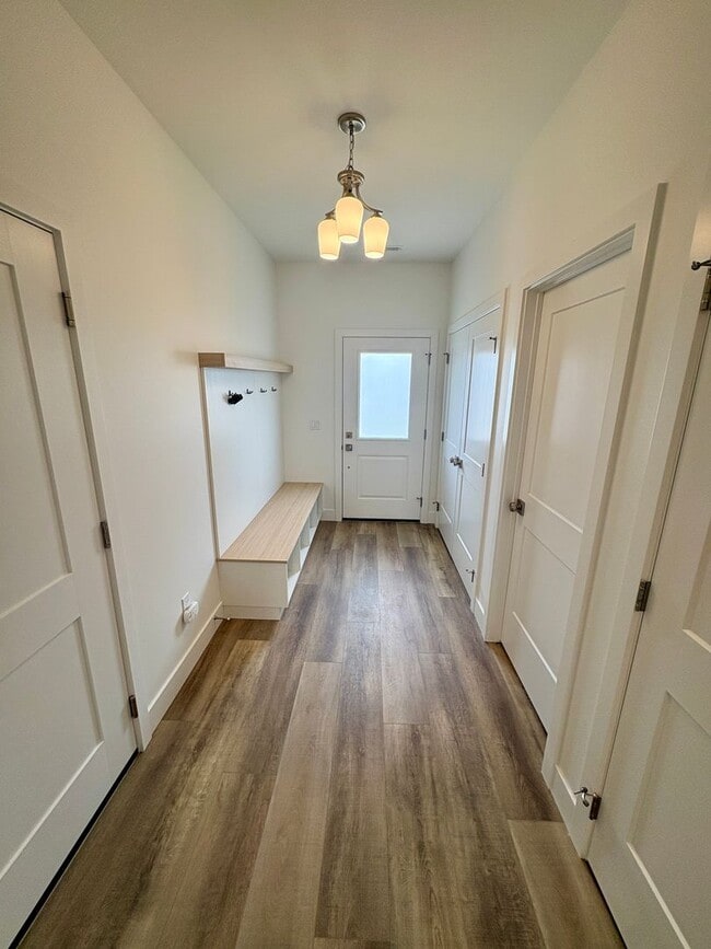 Building Photo - 4605/4607 Twisted Pine Dr