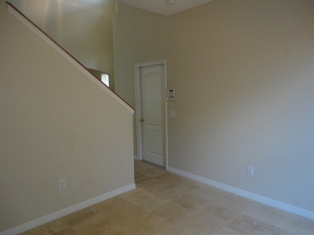 Building Photo - 15534 Lake Bella Vista Dr