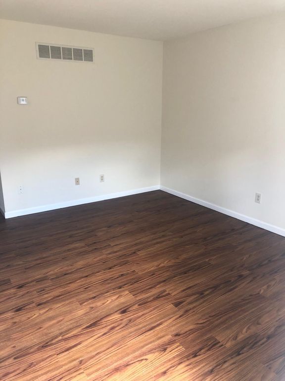 Foto del edificio - 507 N Main St