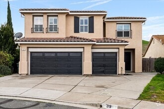 Building Photo - 39 San Tomas Dr