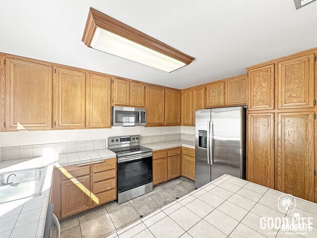 Foto del edificio - Comfortable 4BR Poway Home with Yard & Great Layout