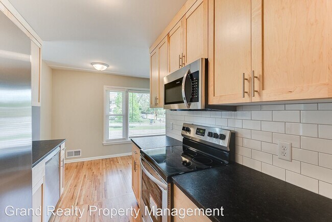 Foto del edificio - 3 br, 2 bath House - 2505 Edgcumbe Rd