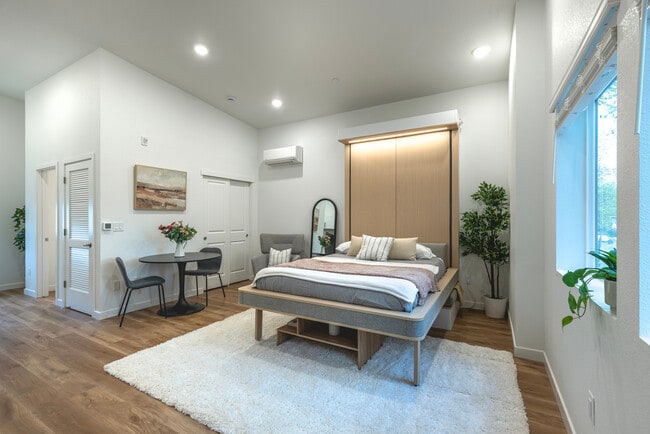 Building Photo - 3131 W St