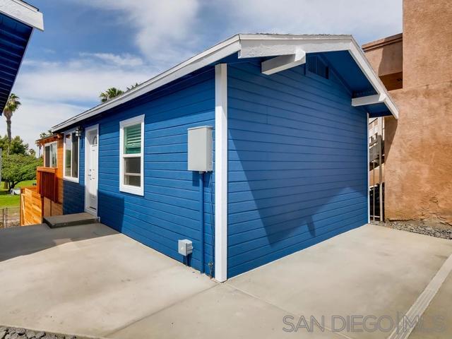Primary Photo - 4762 W Point Loma Blvd
