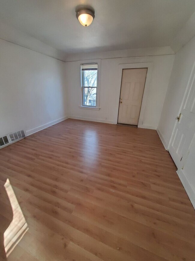 Foto del edificio - 3363 N 26th St