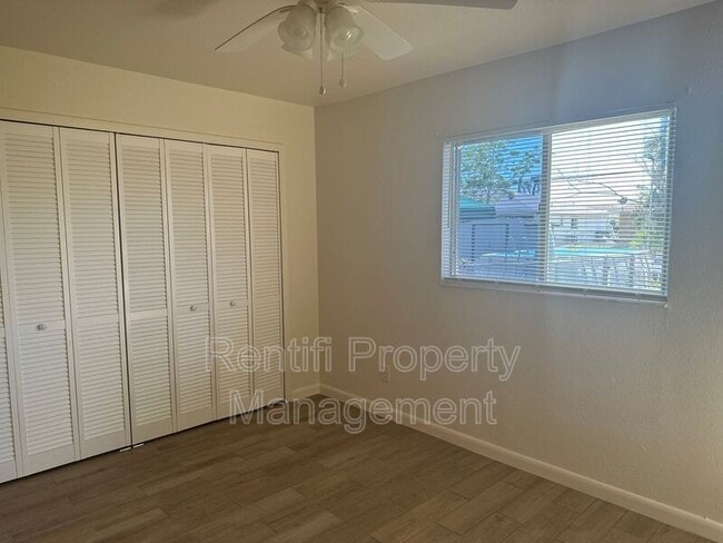 Foto del edificio - 1324 SE 24th Ave