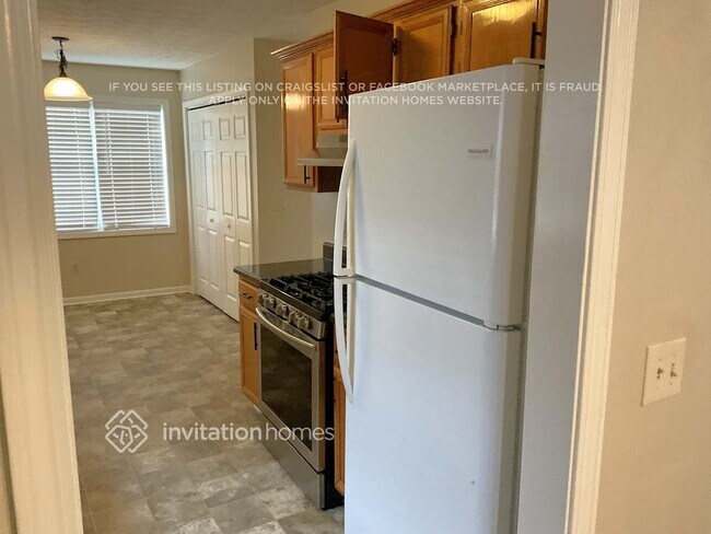 Foto del edificio - 2718 Ashbury Point Ln