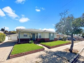 Building Photo - 6377 Estrella Ave
