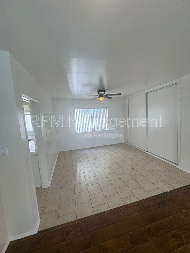 Foto del edificio - 11939 Albers St