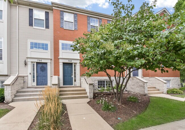 Building Photo - 798 Brodhead Dr