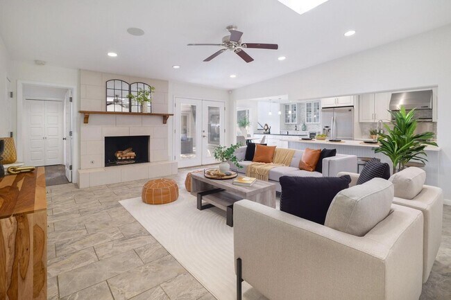 Building Photo - 4107 Tablerock Dr