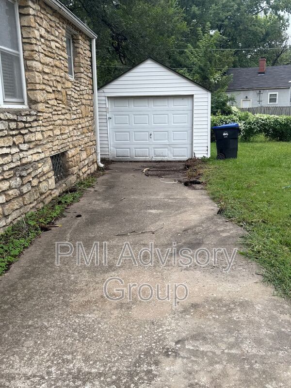 Foto del edificio - 715 SW Wayne Ave