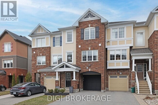 Building Photo - 411 Coldwater Cres