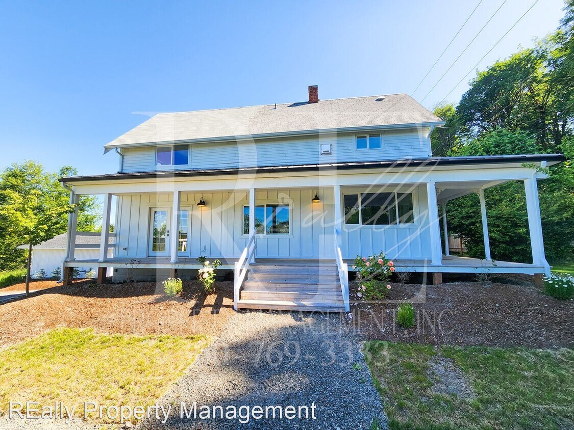Primary Photo - 3 br, 2 bath House - 2810 Long Lake Rd SE
