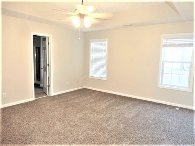 Building Photo - 61 Leighs Grove Way