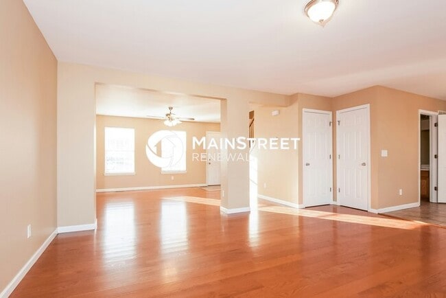 Foto del edificio - 4 Bedroom Pet-Friendly Home in Festus, MO ...
