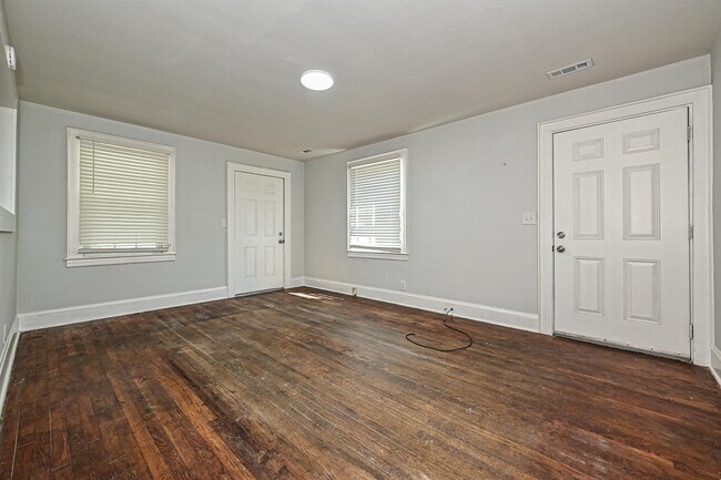 Foto del edificio - 415 Norris Ave