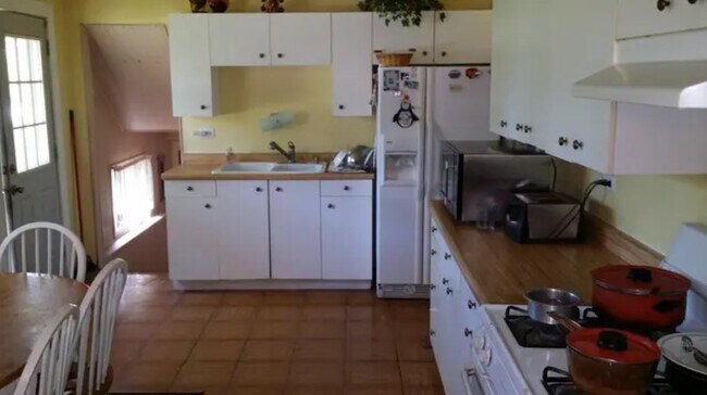 Foto del edificio - 1440 Gentry Rd