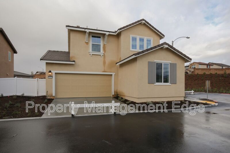 Primary Photo - 31529 Cobalite Dr