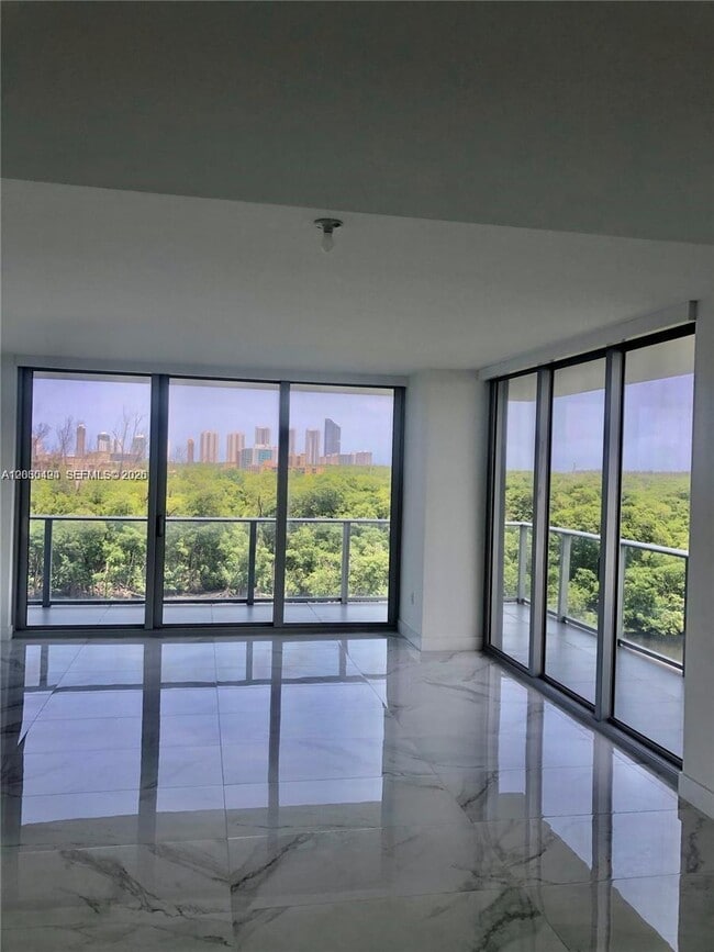 Building Photo - 16385 Biscayne Blvd