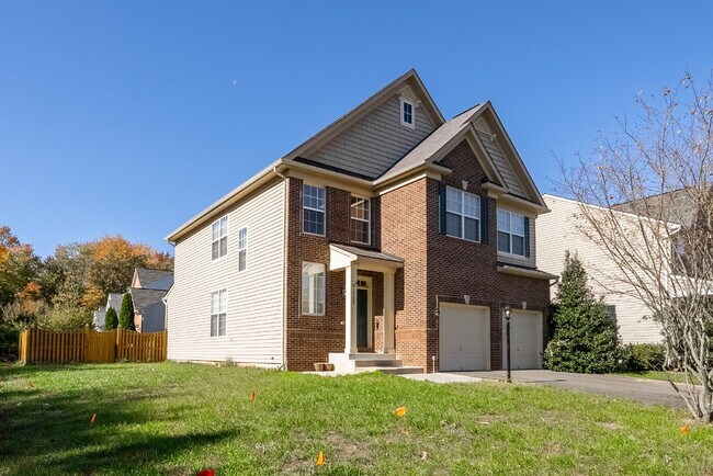 Foto del edificio - Embrace Elegant Living in Gainesville!