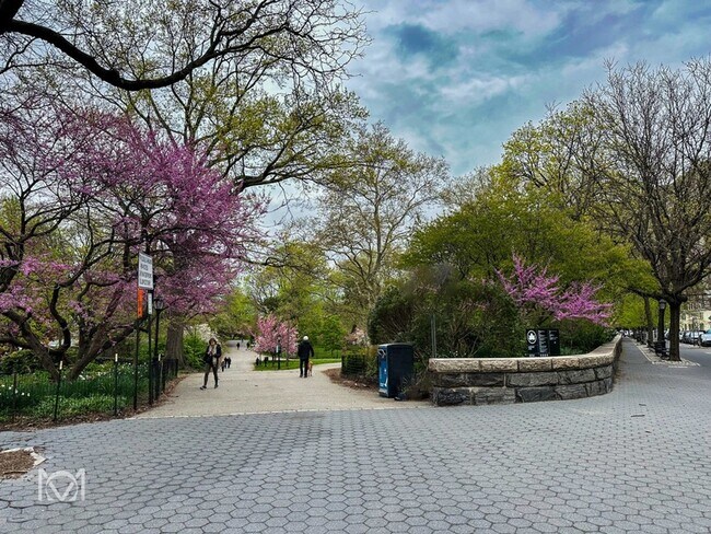 Foto del edificio - 334 W 71st St