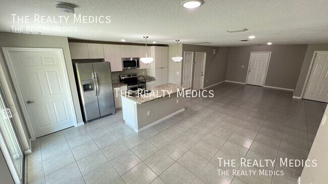 Foto del edificio - 1550 Pace Dr NW