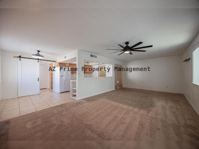 Foto del edificio - 2429 E Juanita Ave