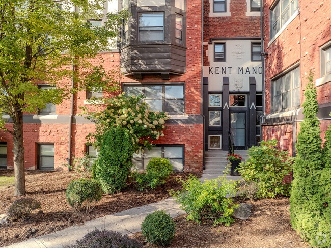 Building Photo - Kent Manor
