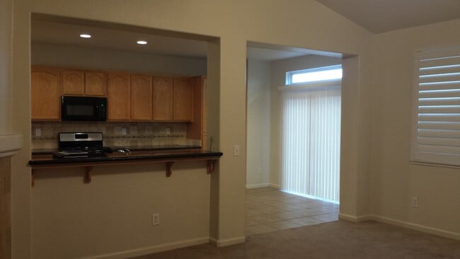 Building Photo - 719 Rock Creek Ln