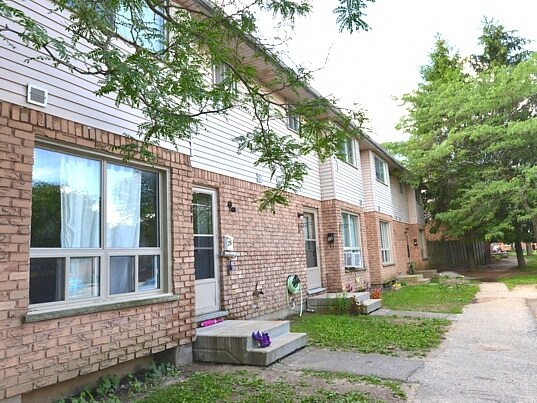 Photo du bâtiment - 20 Hillsborough Road