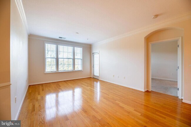 Building Photo - 7 Granite Pl #314, Gaithersburg, MD 20878