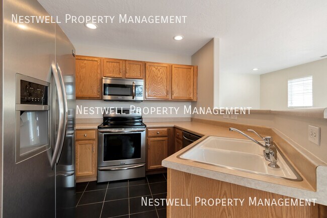 Building Photo - 6786 Valence Ln