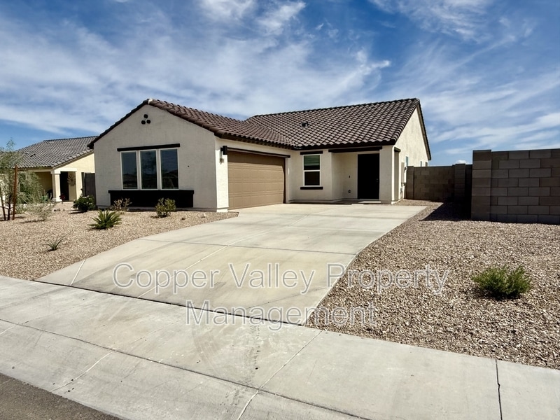 Foto principal - 955 Jubal Ln