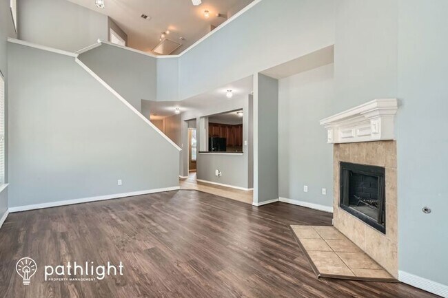 Building Photo - 1800 Murphy Ct
