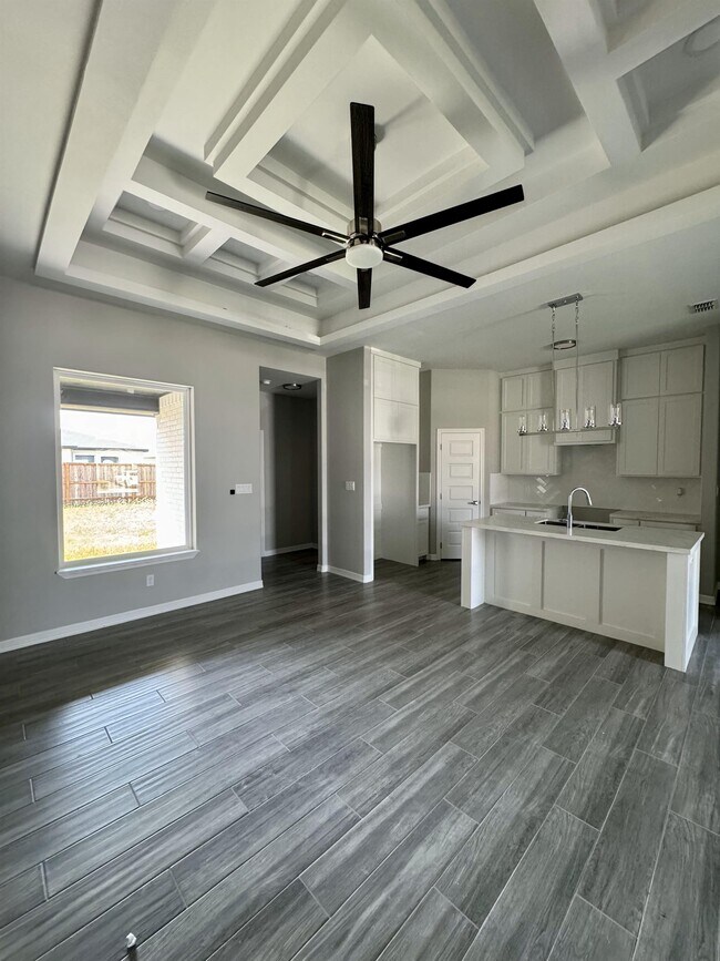 Building Photo - 3417 Silver Nugget Dr