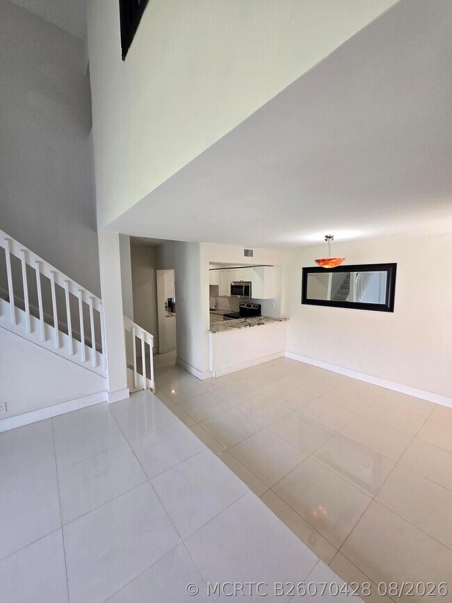 Building Photo - 4083 Coral Springs Dr