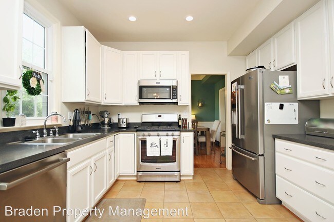 Building Photo - 3 br, 2.5 bath House - 113 Running Fox Lane