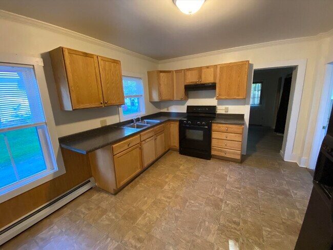 Building Photo - 35 Winchester Ct