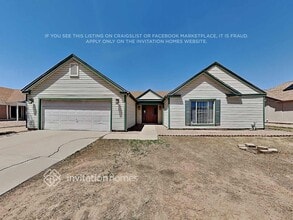 Building Photo - 668 E Manor Dr