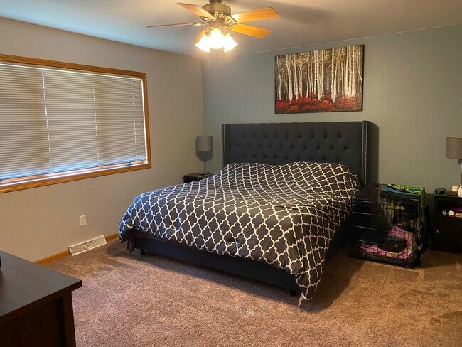 Building Photo - 701 Cork Crossing