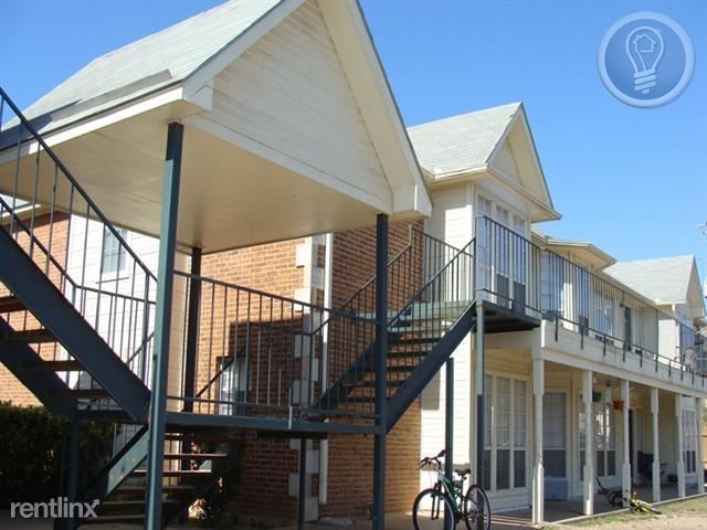 Building Photo - 104 Mosscliff Cir