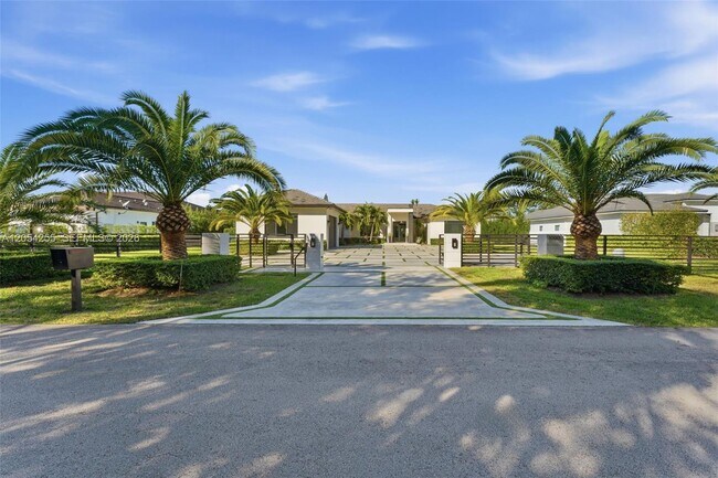 Foto del edificio - 10005 SW 66th St