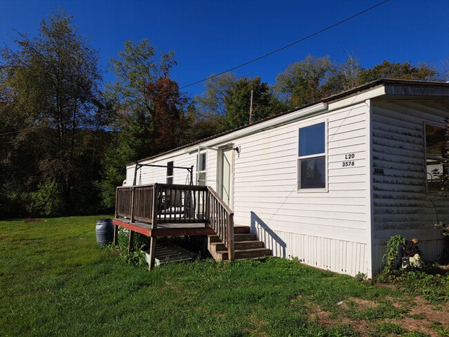 Building Photo - 3576 Fairbanks Rd